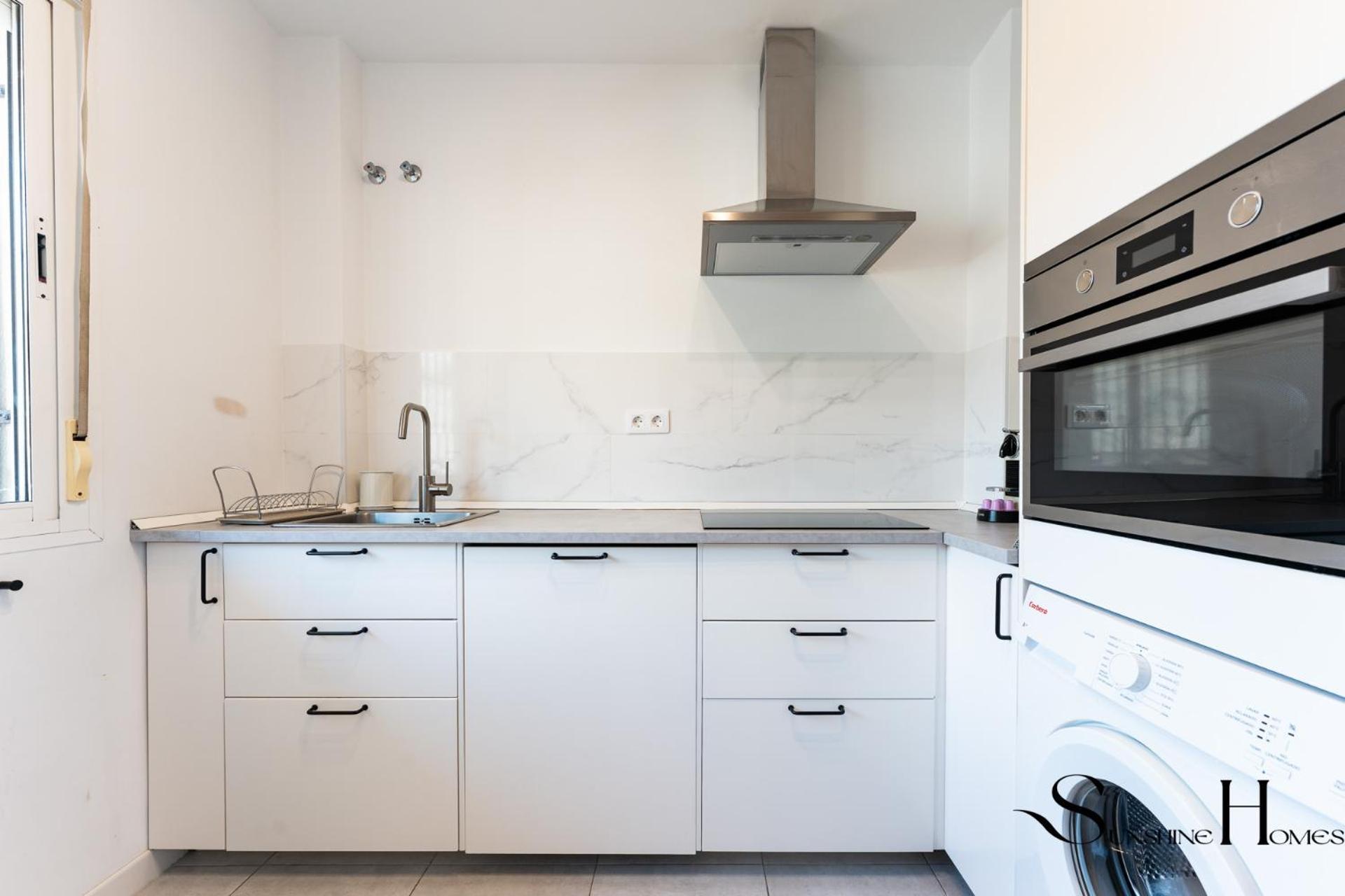 Beachside Retreat With Private Terrace Benalmádena Zewnętrze zdjęcie